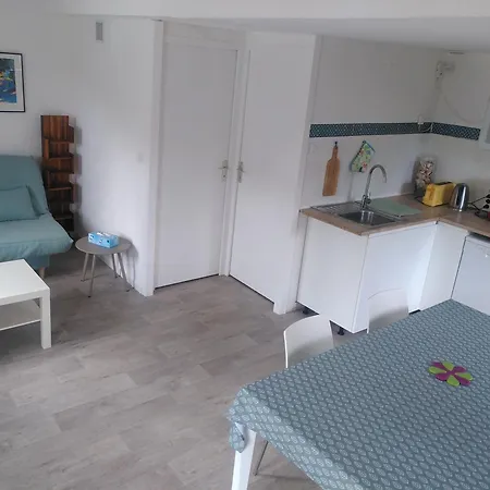 Holiday home La Petite Maison Au Bord De La Portiragnes